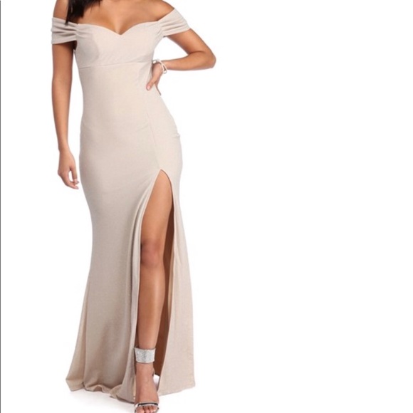 Long Dress/ Cocktail Dress - Picture 2 of 3